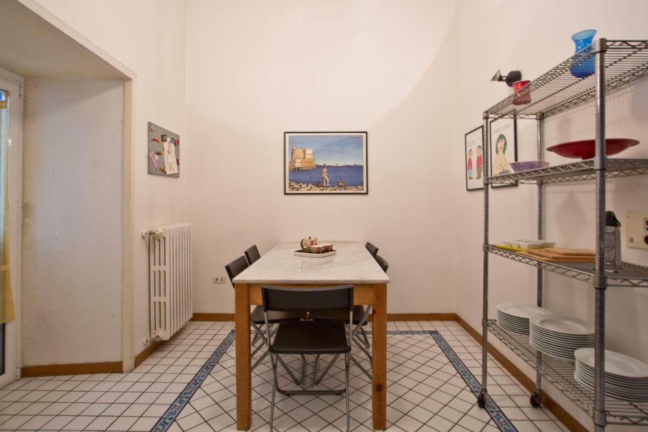 Bella Napoli Art Gallery Buitenkant foto